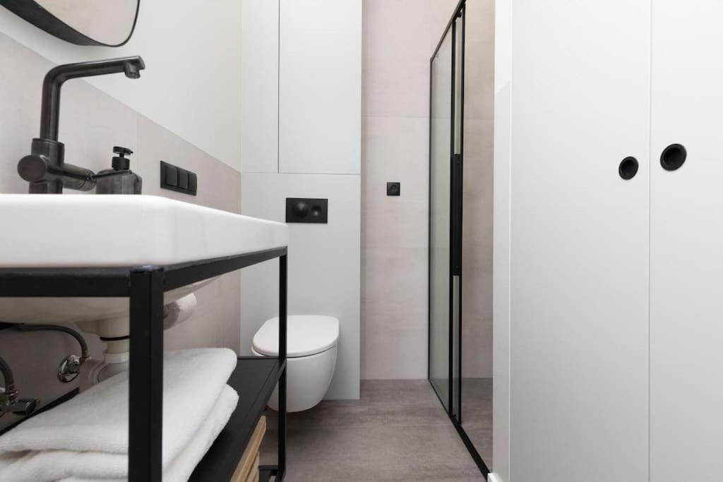 Future 11 Apartment *